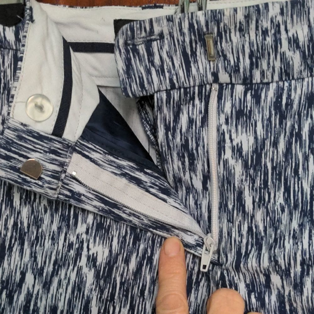 2 for $20 Willi Smith Navy Blue + White Okay Print Cotton Bermuda Shorts Sz 8 - Picture 5 of 7